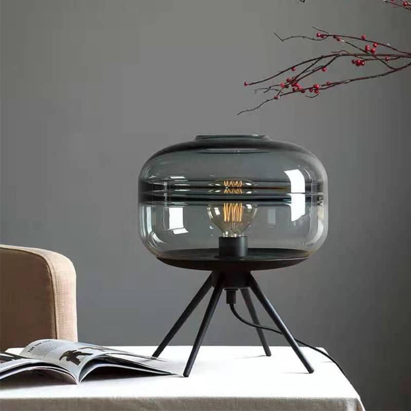 Moderne glazen tafellamp